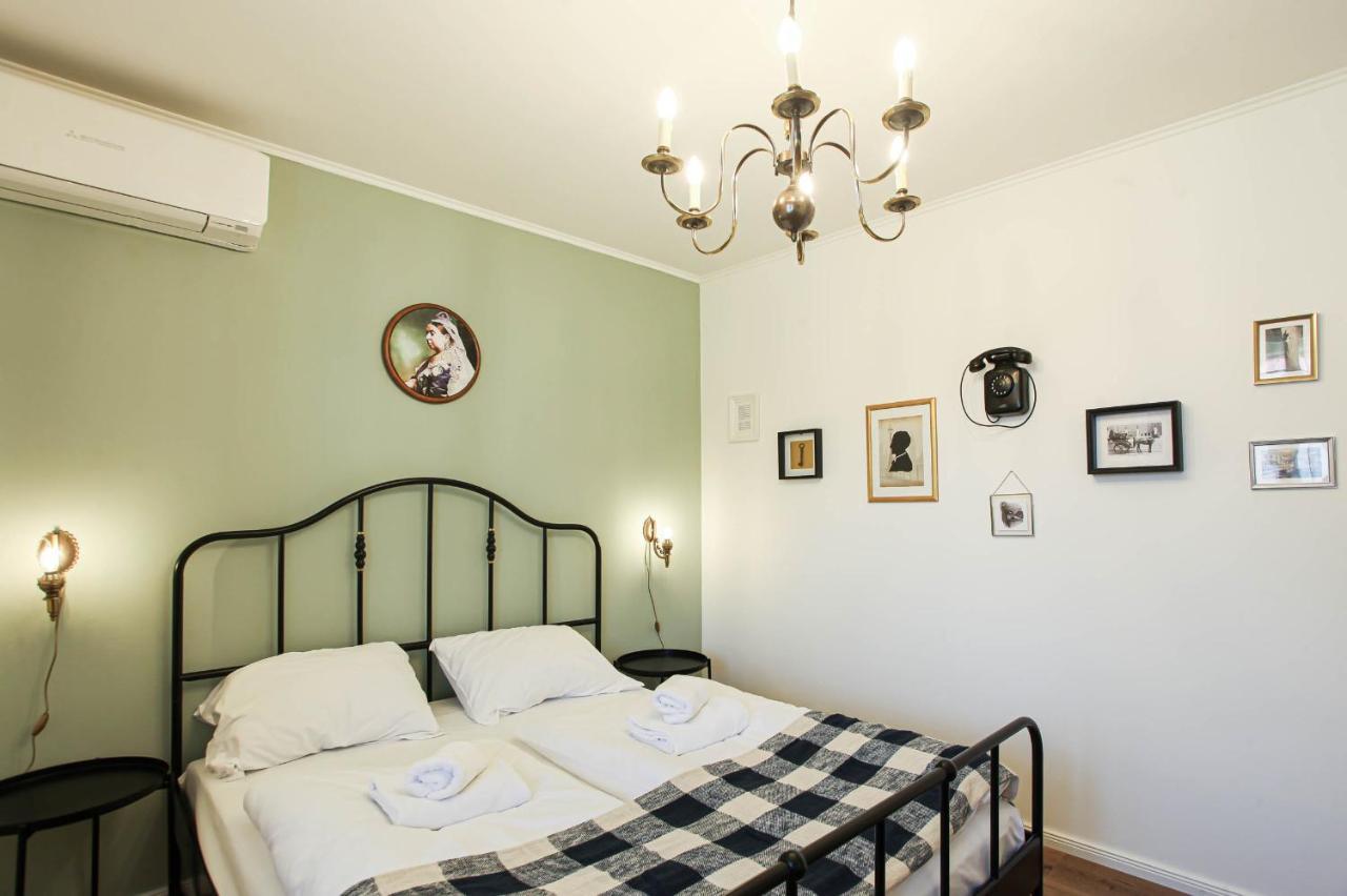 Sherlock'S Holidays Boutique Rooms Portorož Exterior foto